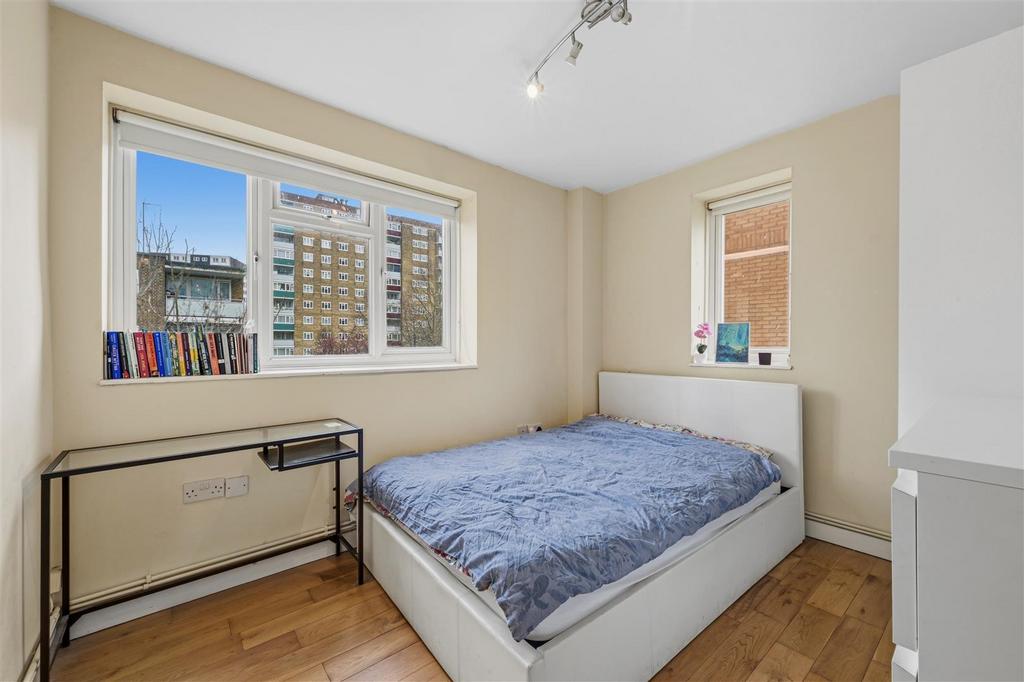 Bedroom.3.jpg