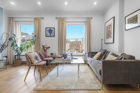 1 bedroom flat for sale, Kensington Gardens Square, London W2