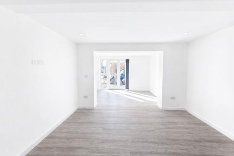undefined, Water Lane, Totton, SOUTHAMPTON