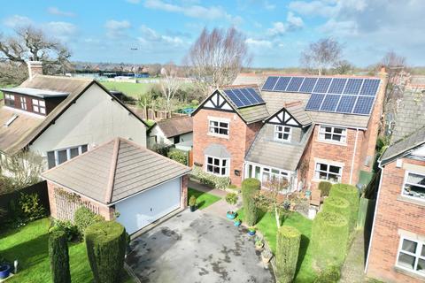 4 bedroom detached house for sale, Hampton Drive, Market Drayton, TF9