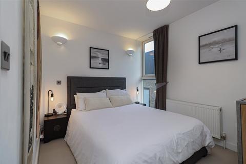 2 bedroom terraced house for sale, Parade Ground Path, Woolwich SE18