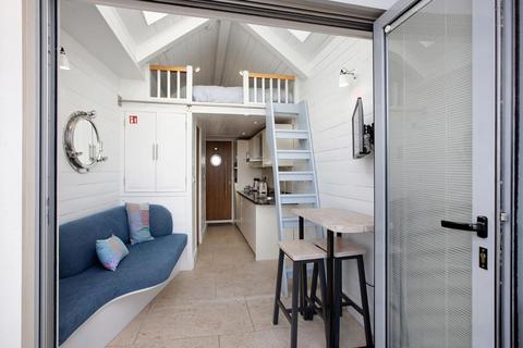1 bedroom property for sale, Strand, Shaldon, TQ14