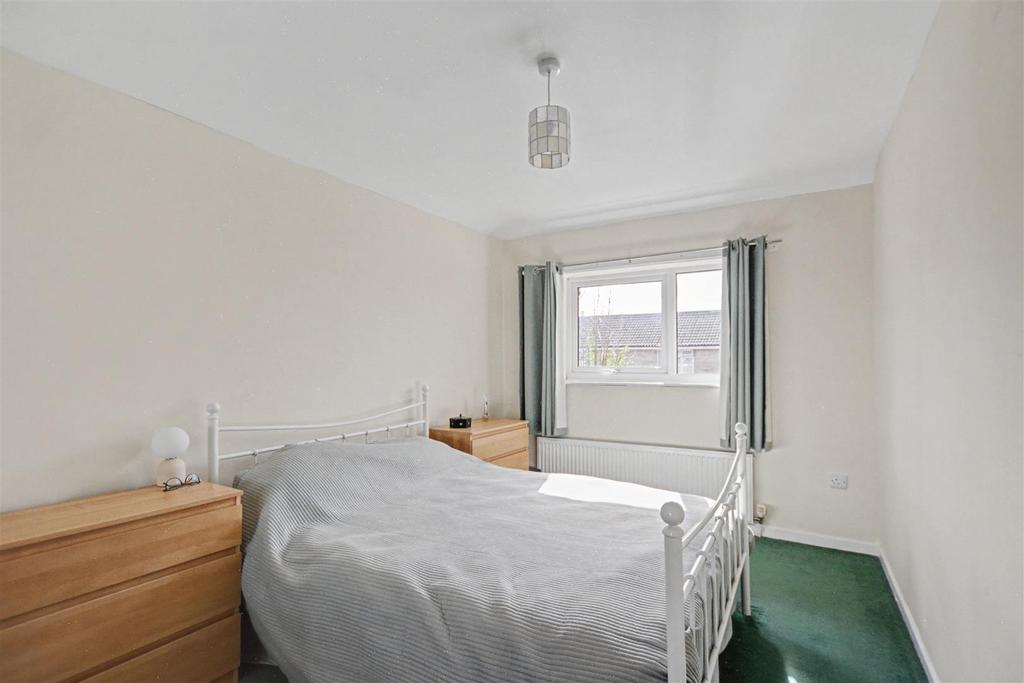 Bedroom 1 1.jpeg