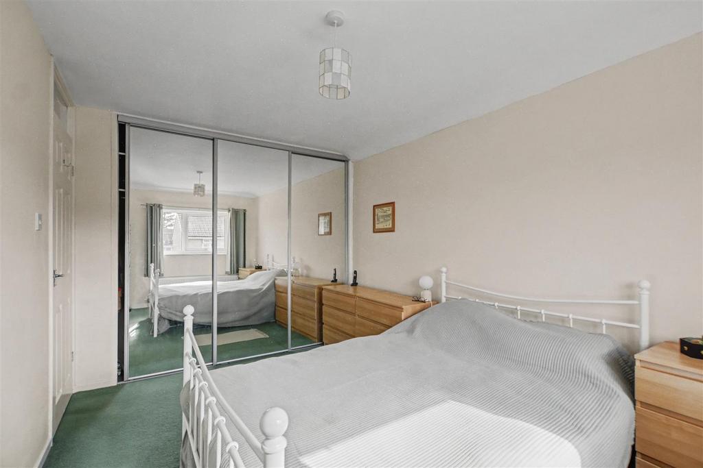 Bedroom 1 2.jpeg
