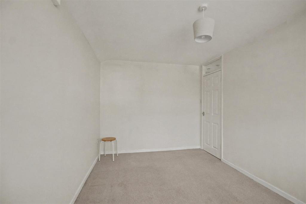 Bedroom 2 2.jpeg