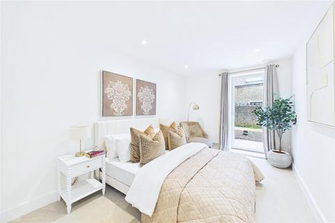 undefined, Upper Clevedon living moments from Ladye Bay