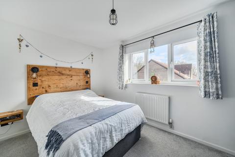 undefined, Pearce Close, Kingsdown, Swindon, SN2