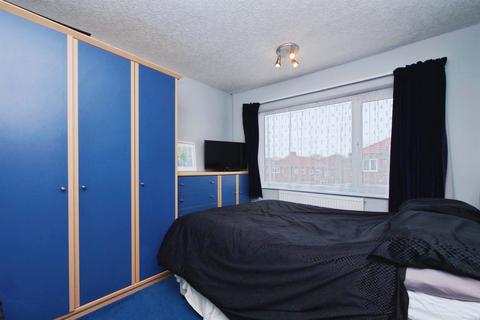 undefined, Huntington Road, York