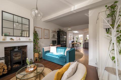 undefined, Third Avenue, London W10