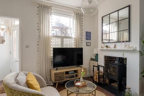 undefined, Third Avenue, London W10