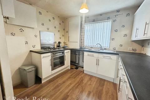 3 bedroom end of terrace house for sale, Standish Court, Cheshire WA8