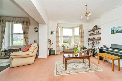 4 bedroom detached house for sale, Llangwstenin, Llandudno Junction, Conwy, LL31