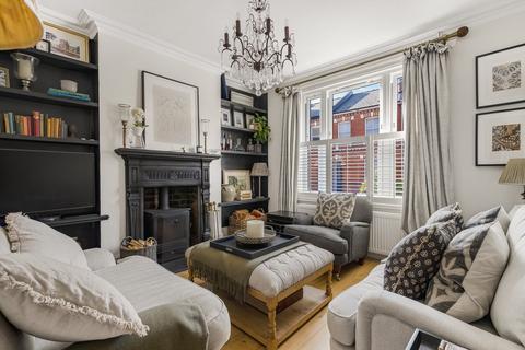 4 bedroom semi-detached house for sale, Winstonian Road, Cheltenham, GL52