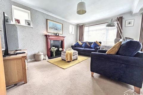 3 bedroom detached house for sale, Hood Crescent, Bournemouth, BH10 4