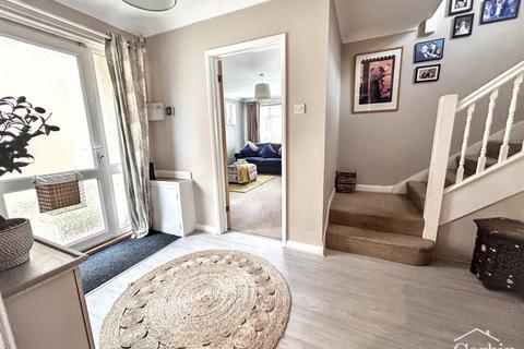 3 bedroom detached house for sale, Hood Crescent, Bournemouth, BH10 4