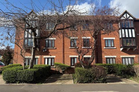 2 bedroom apartment for sale, Tawny Close, Feltham