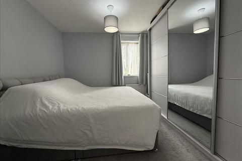 2 bedroom apartment for sale, Tawny Close, Feltham
