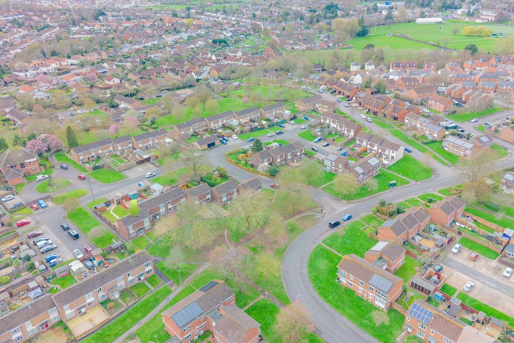 Ewemove Taunton Laural Close (3)