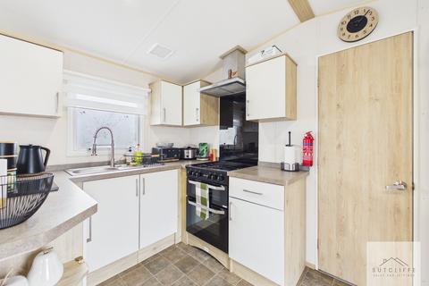 2 bedroom static caravan for sale, 24 Oak Merlewood Country Park, Cartford Lane, Little Eccleston, PR3 0YP