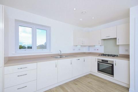 2 bedroom house to rent, Sopwith Drive, Rochester ME3