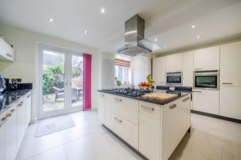 undefined, Worcester Avenue Basingstoke RG22 4PR