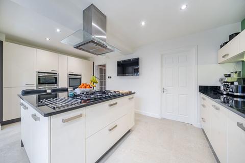 undefined, Worcester Avenue Basingstoke RG22 4PR