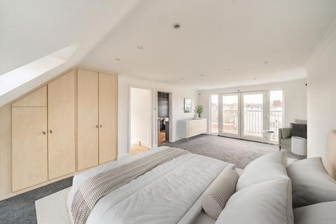 4 bedroom house for sale, Sydney Road, London N10