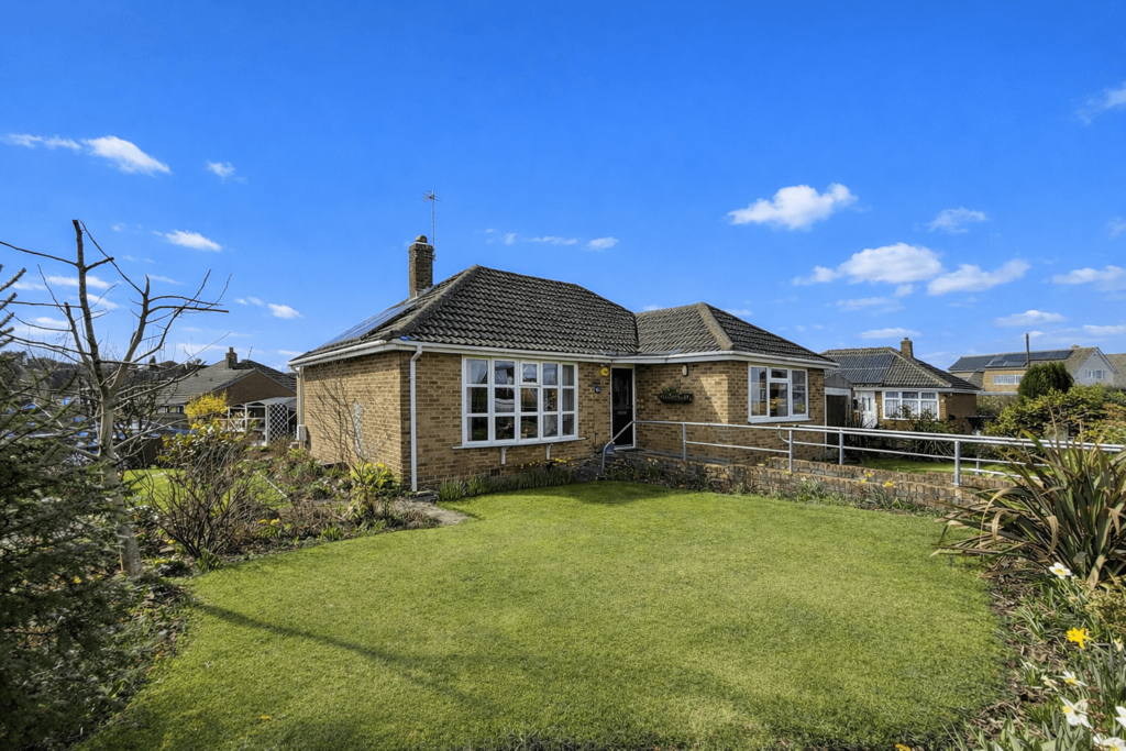 3 Bedroom Detached Bungalow for Sale