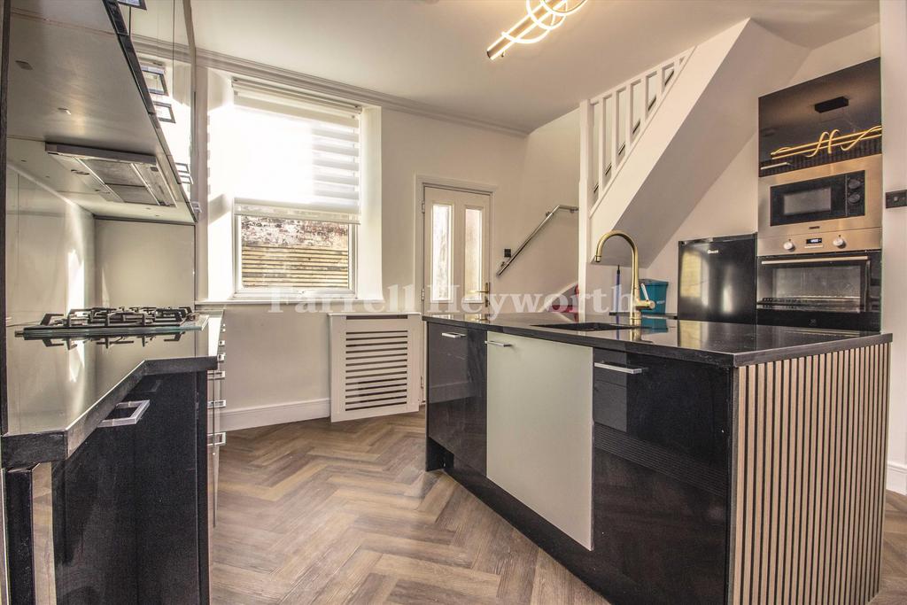 Kitchen c