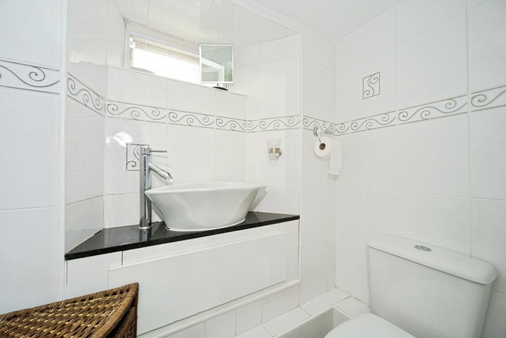 Ensuite 2