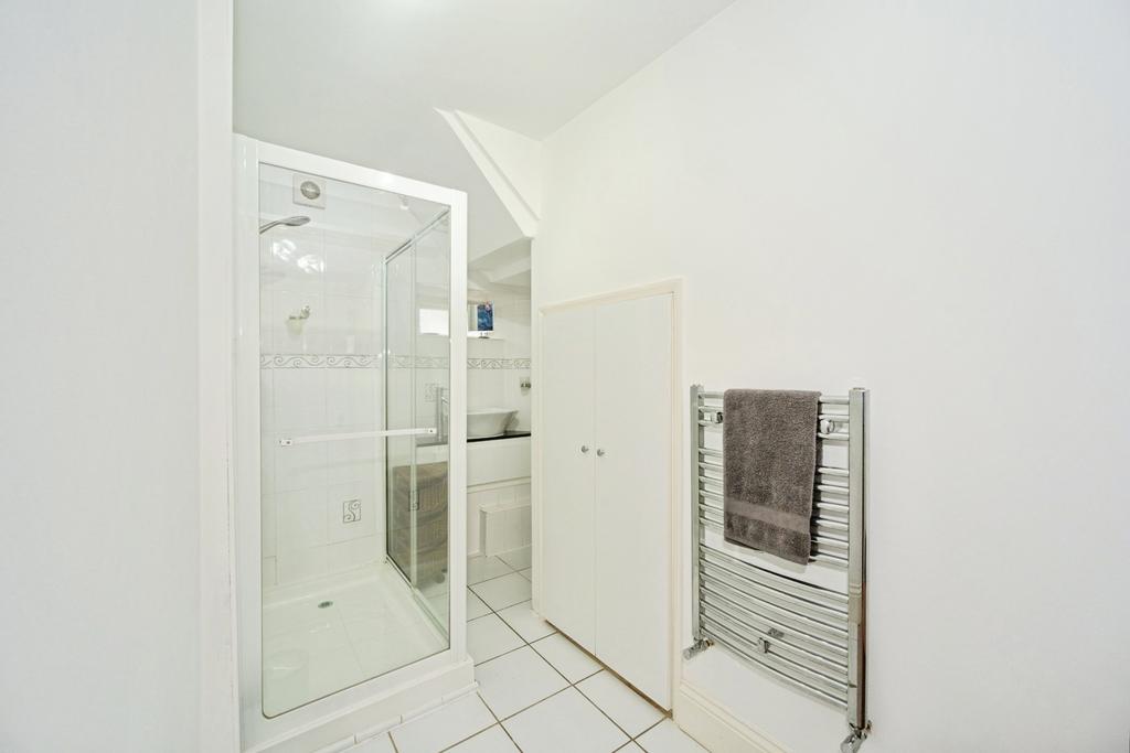 Ensuite 2
