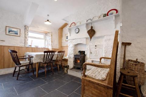 undefined, 1 Brynhudfa, Clynnog Fawr