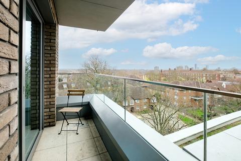 1 bedroom flat to rent, Newnton Close London N4