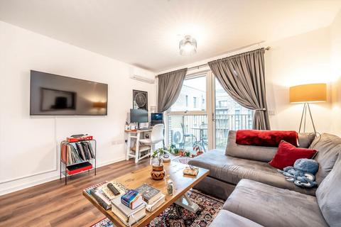 undefined, Pears Road, Hounslow TW3