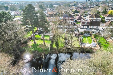 4 bedroom semi-detached house for sale, Mayfield Road, Chelmsford CM1