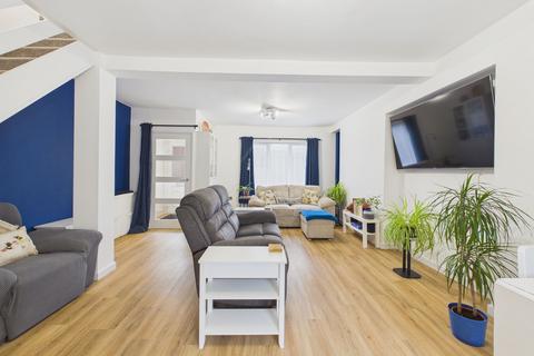 3 bedroom terraced house for sale, Harbour Way, Pembroke Dock, SA72