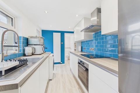 3 bedroom terraced house for sale, Harbour Way, Pembroke Dock, SA72
