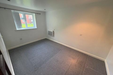 2 bedroom flat to rent, Gilldown Place, Birmingham, B15
