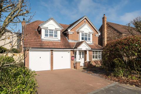 4 bedroom detached house for sale - Manor Farm Close, York YO23