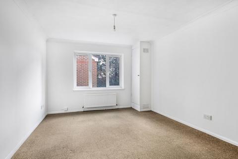 1 bedroom apartment for sale, Rosefield Road, Staines-upon-Thames, Surrey, TW18