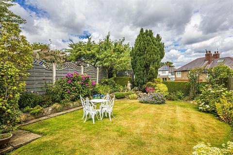 3 bedroom semi-detached house for sale, Renshaw Road, High Storrs S11