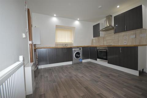 2 bedroom flat to rent, Narborough Road, Leicester