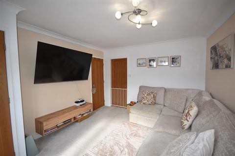 undefined, Manor Road, Goole