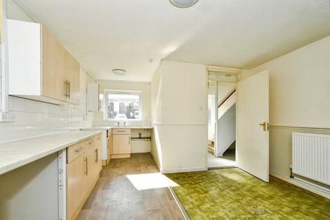 3 bedroom terraced house for sale, Kennedy Drive, Swindon