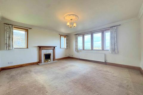 4 bedroom detached house for sale, Stainland Road, Stainland HX4