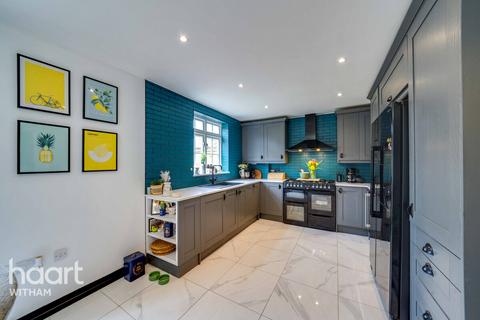 3 bedroom detached house for sale, Bliss Close, Witham