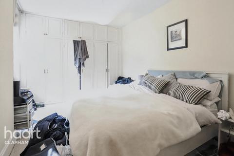 3 bedroom flat to rent, Aristotle Road, LONDON