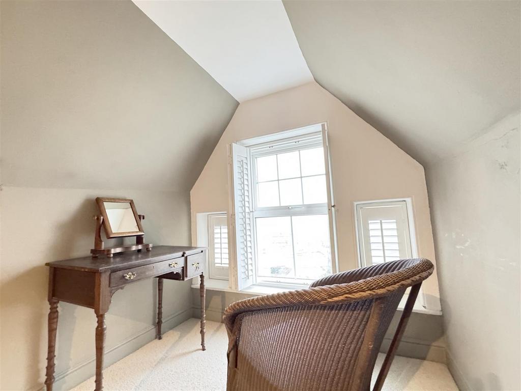 Bedroom Study area