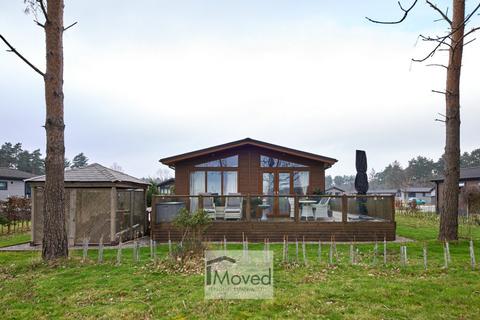 2 bedroom lodge for sale - Hollicarrs Holiday Park, Escrick