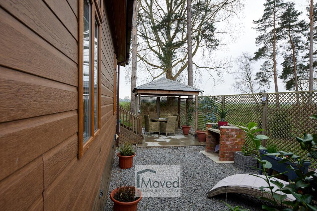 Side Lodge Garden-2
